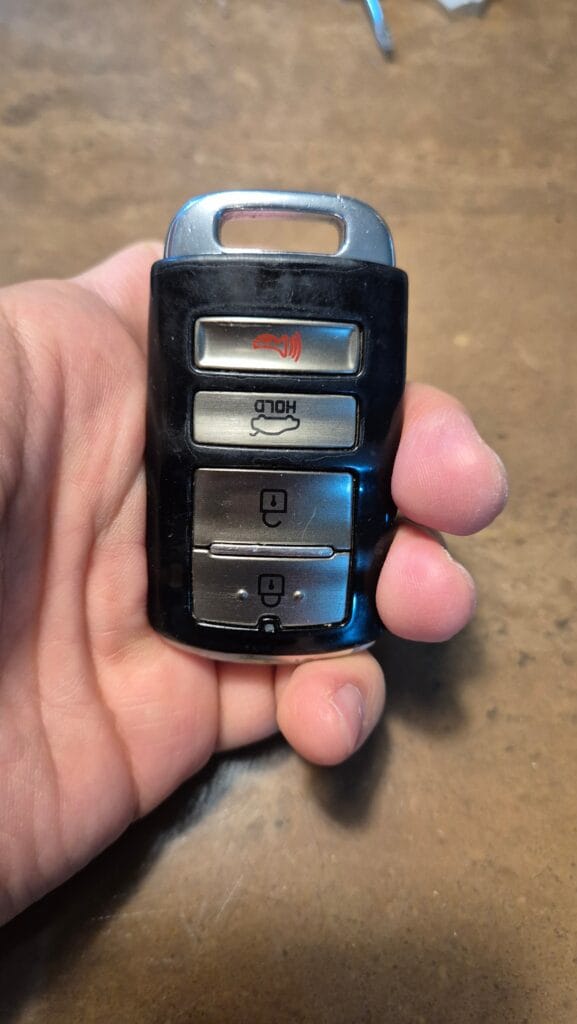 K7 차키 배터리 교체 완료 이미지